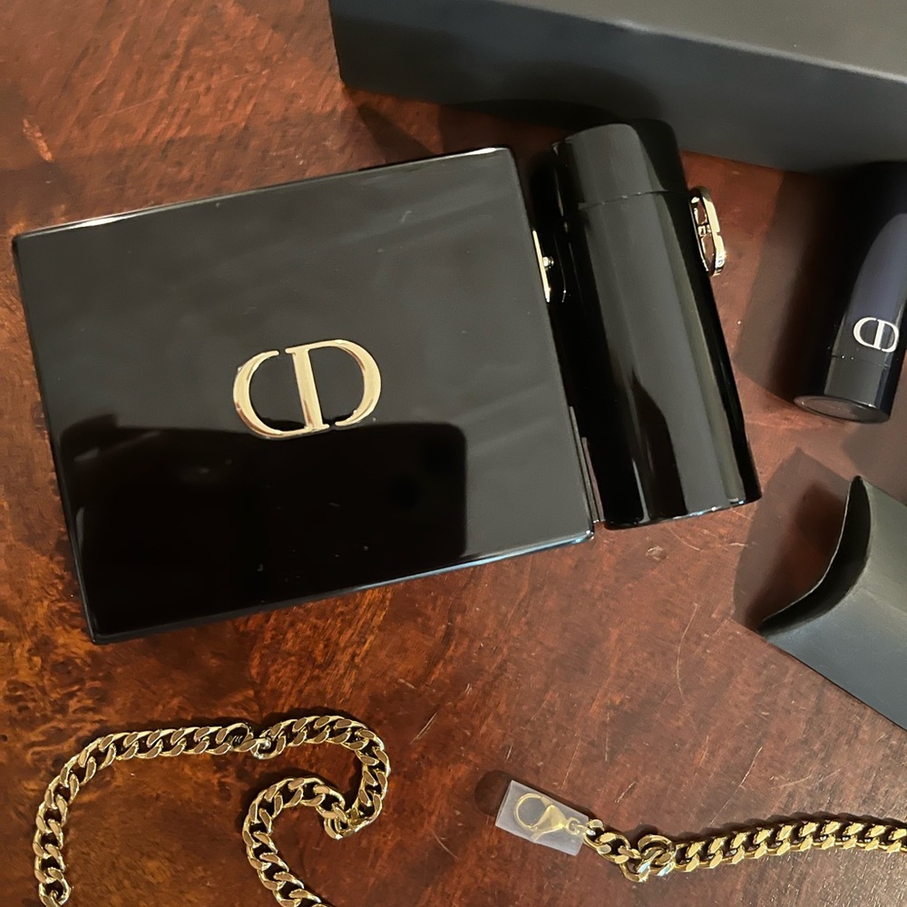 Dior Rouge Minaudière with Gold Accents Purse lipstick crossbody chain dustbag - Picture 3 of 5